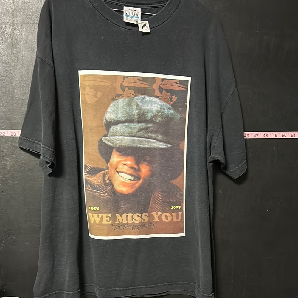 Michael Jackson - image 1